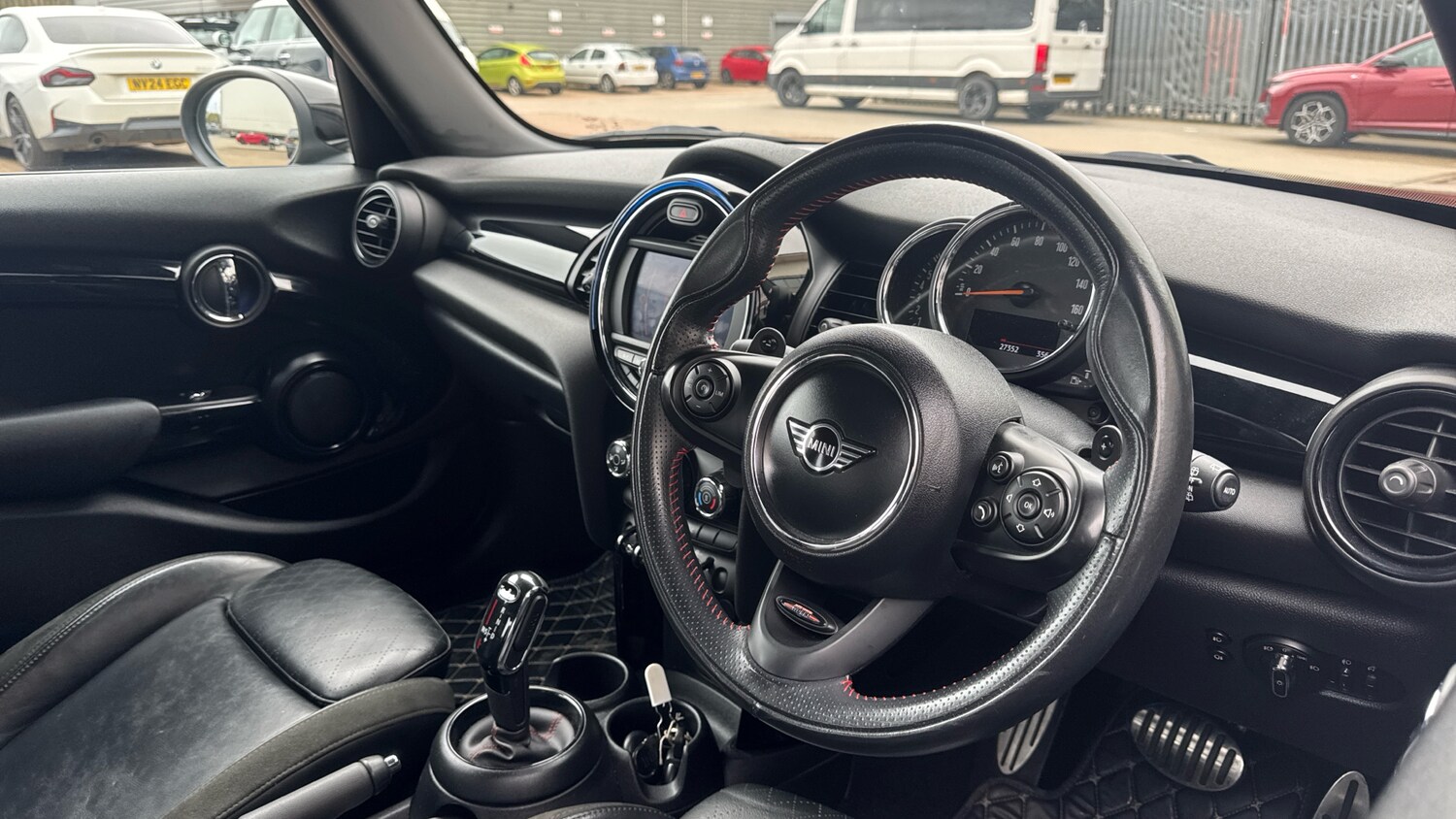 Used MINI Hatch 2019 for sale - 76322505: Photo 6
