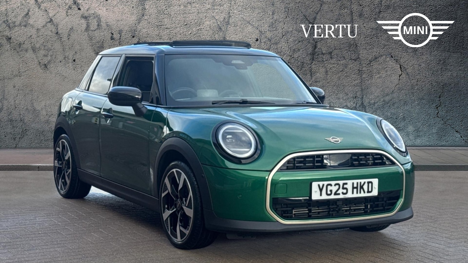 Used MINI Cooper 2025 for sale - 76476368: Photo 1