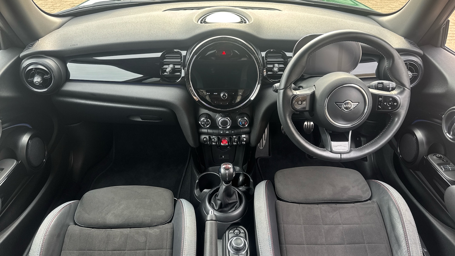 Used MINI Hatch 2022 for sale - 76504381: Photo 4