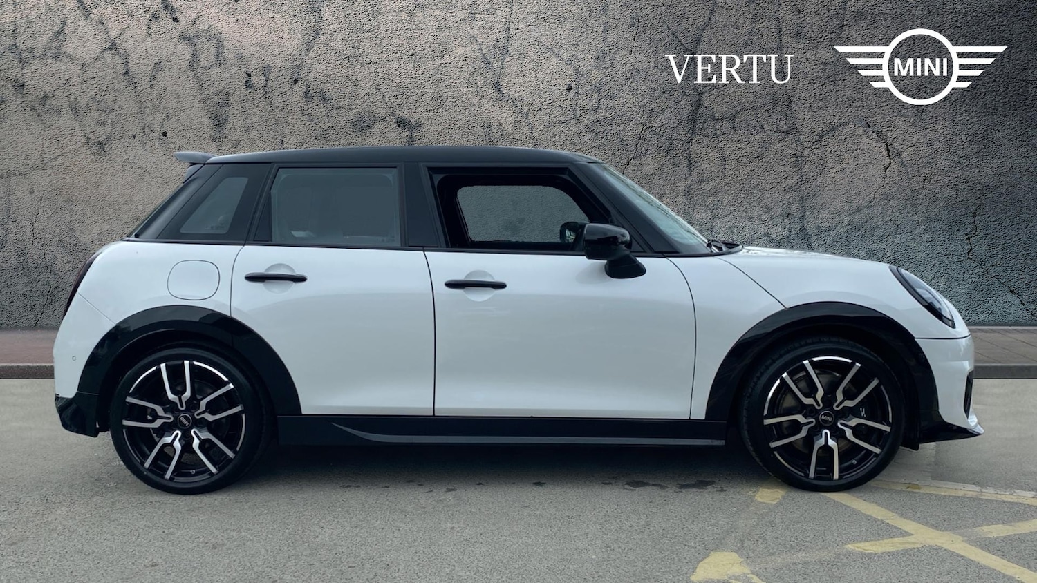 Used MINI Cooper 2025 for sale - 78176348: Photo 3