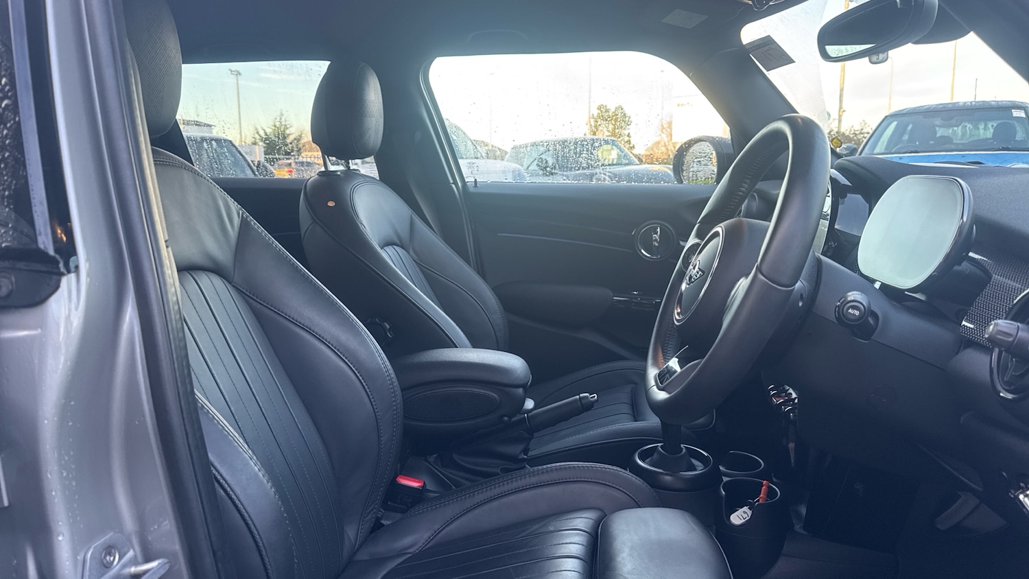 Used MINI Hatch 2024 for sale - 76968339: Photo 11