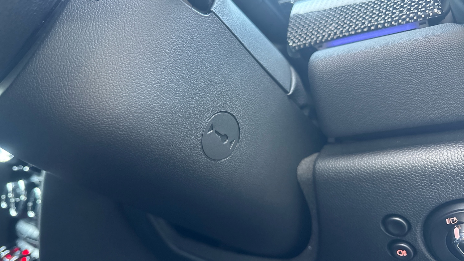 Used MINI Hatch 2024 for sale - 76968339: Photo 25