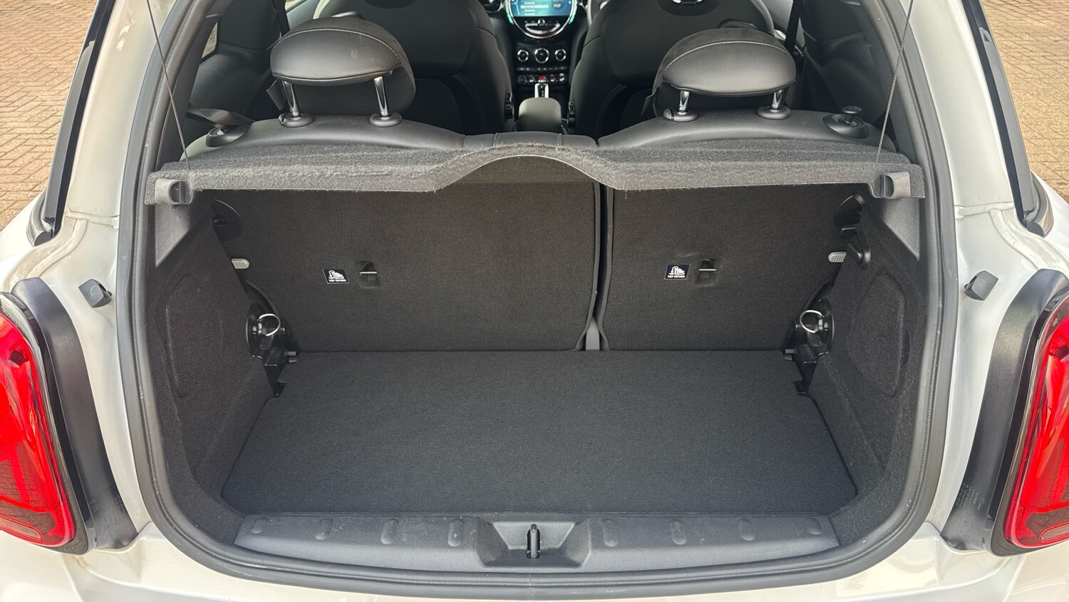 Used MINI Hatch 2023 for sale - 77589701: Photo 13