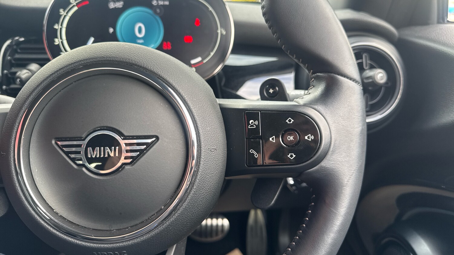 Used MINI Hatch 2023 for sale - 77589701: Photo 18