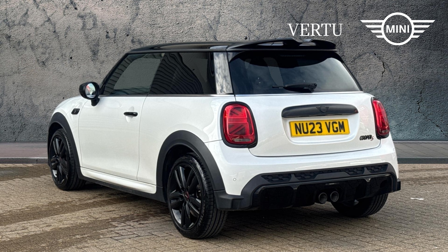 Used MINI Hatch 2023 for sale - 77589701: Photo 2