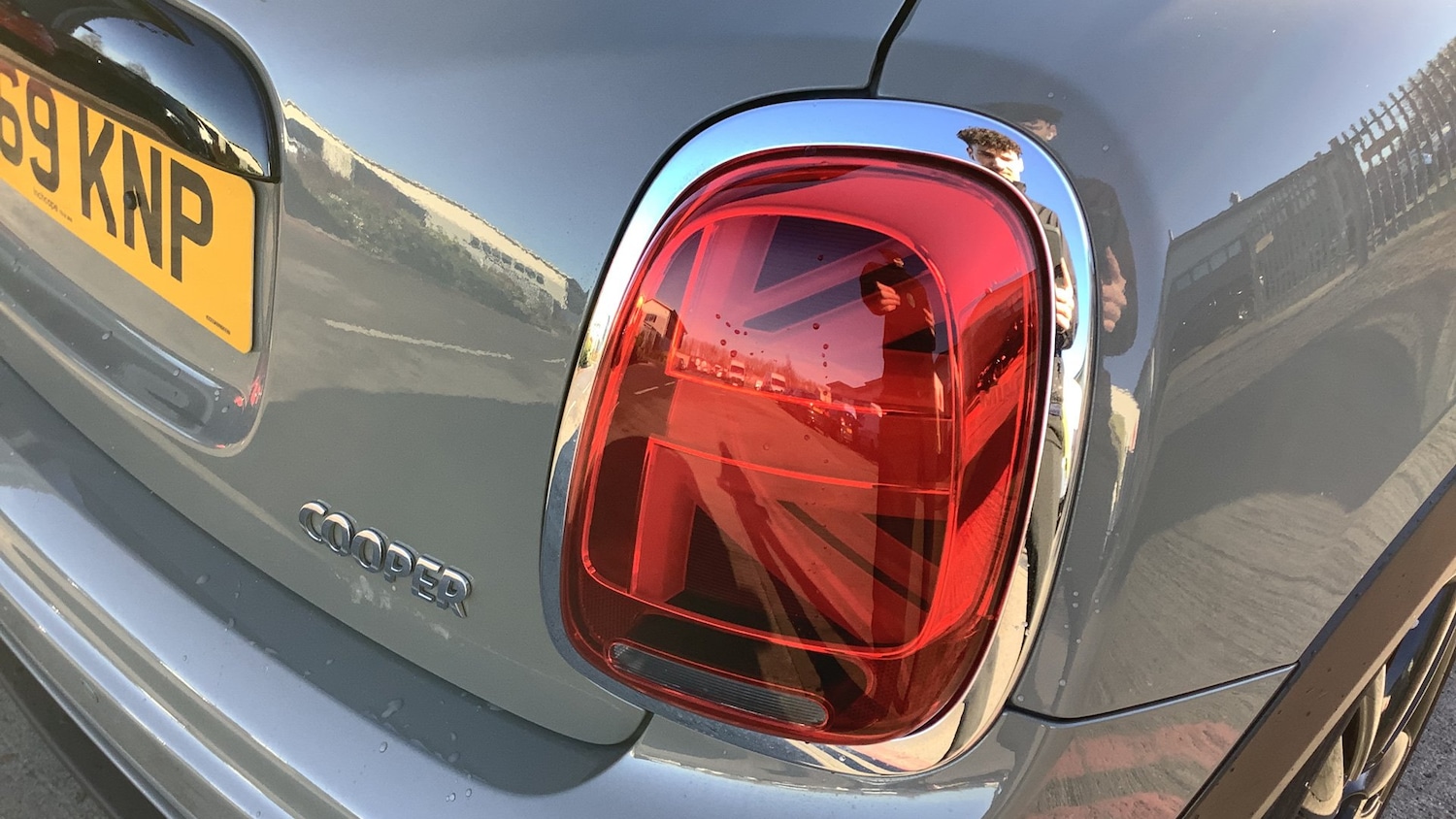 Vehicle 22