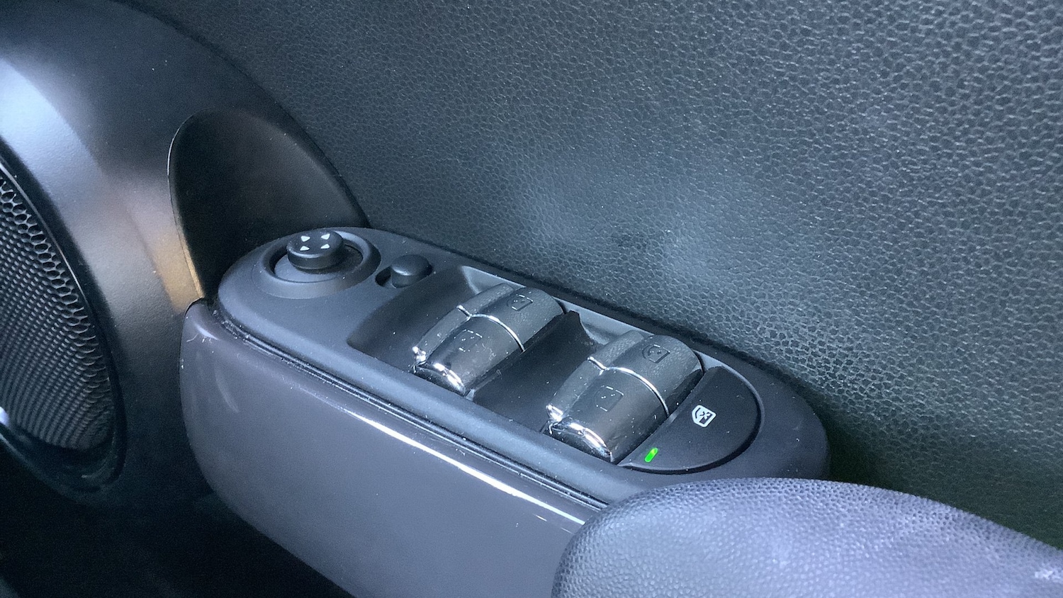 Vehicle 27