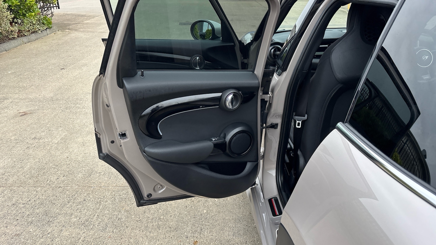 Used MINI Hatch 2022 for sale - 77044612: Photo 32