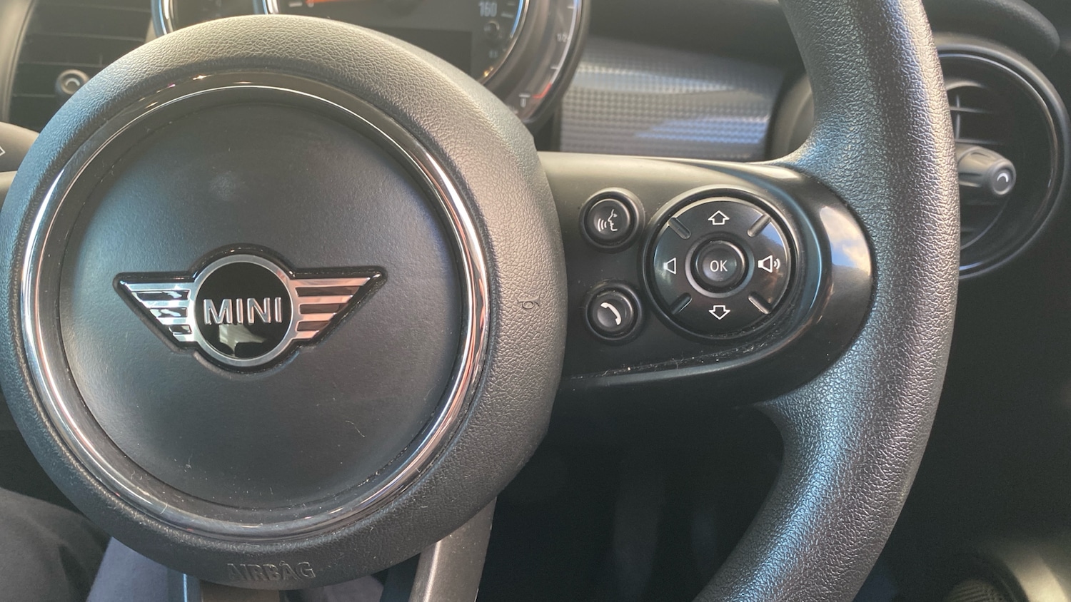 Used MINI Hatch 2019 for sale - 76637582: Photo 18
