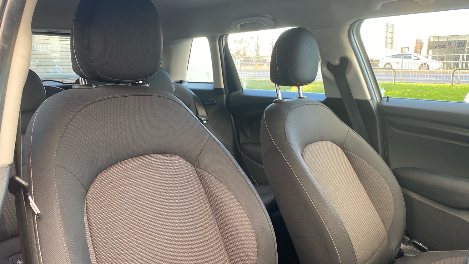 Used MINI Hatch 2019 for sale - 76637582: Photo 32