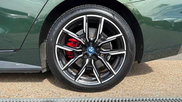 Used BMW i4 2022 for sale - 76281290: Photo 18