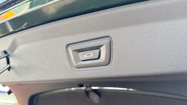 Used BMW i4 2022 for sale - 76281290: Photo 25