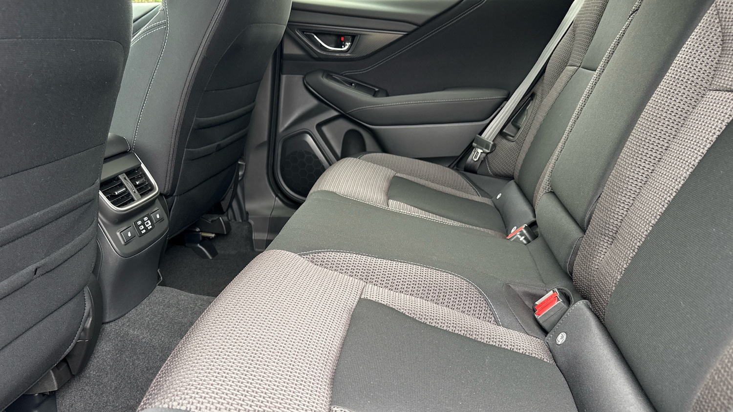 Used Subaru Outback for sale - 76497132: Photo 14