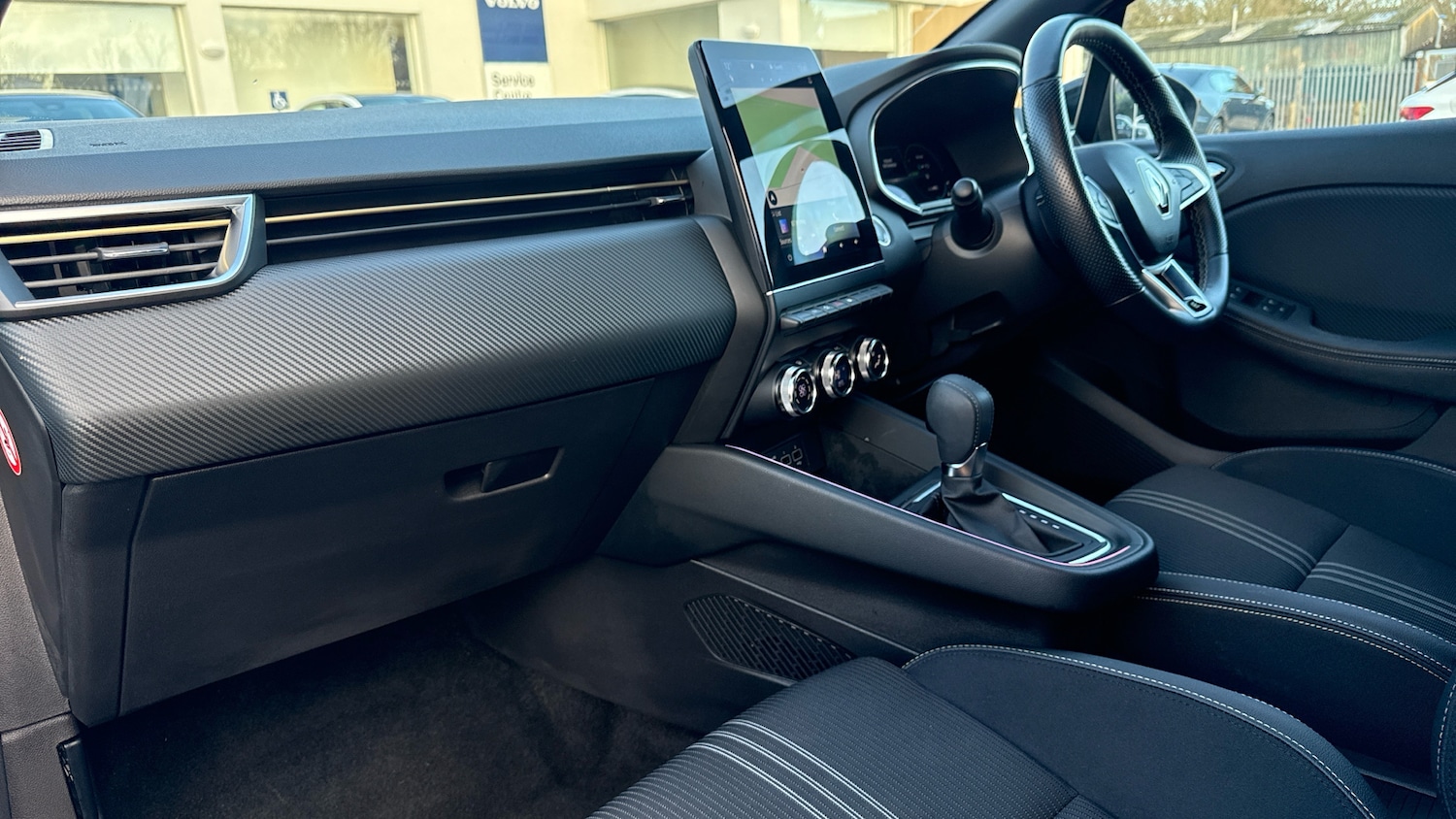 Used Renault Clio 2023 for sale - 76770144: Photo 10