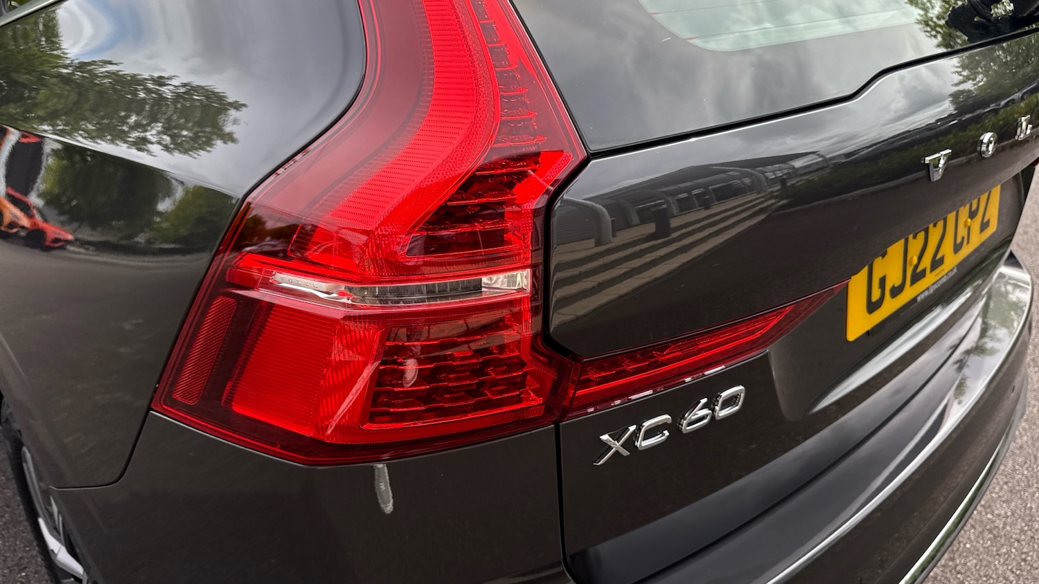 Used Volvo XC60 2022 for sale - 76470962: Photo 8