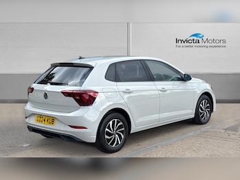 Used Volkswagen Polo 2024 for sale - 75975715: Photo