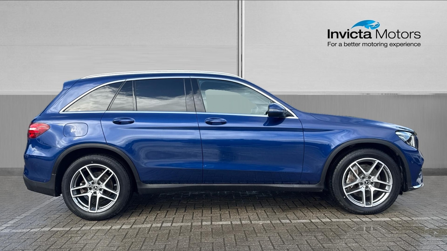 Used Mercedes-Benz GLC 2018 for sale - 76864093: Photo 2