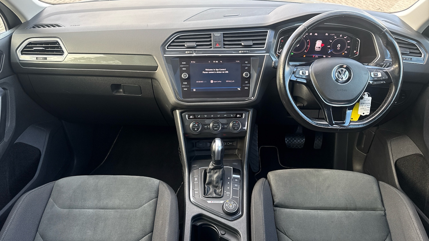 Used Volkswagen Tiguan 2020 for sale - 76106996: Photo 11