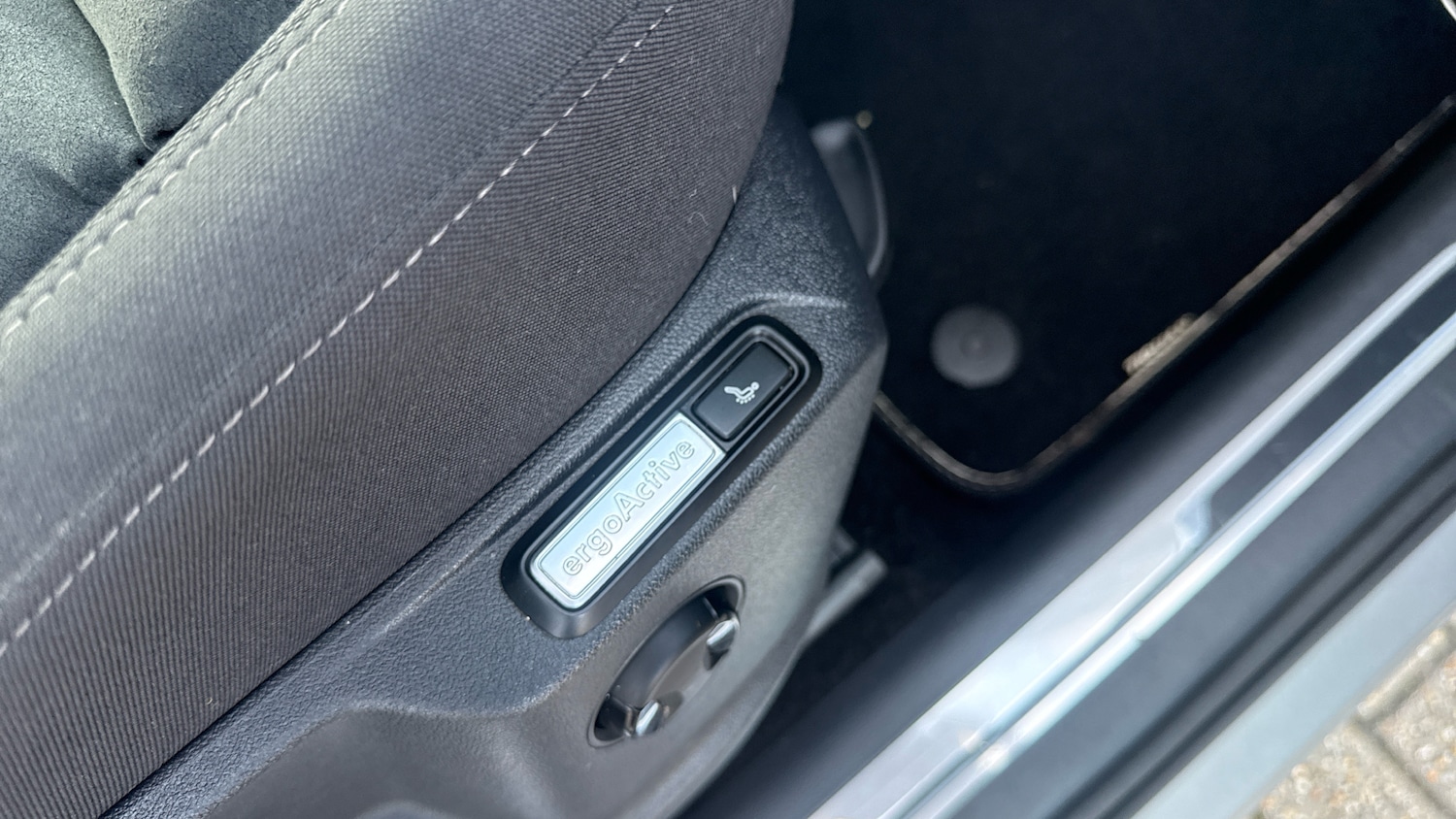 Used Volkswagen Tiguan 2020 for sale - 76106996: Photo 22