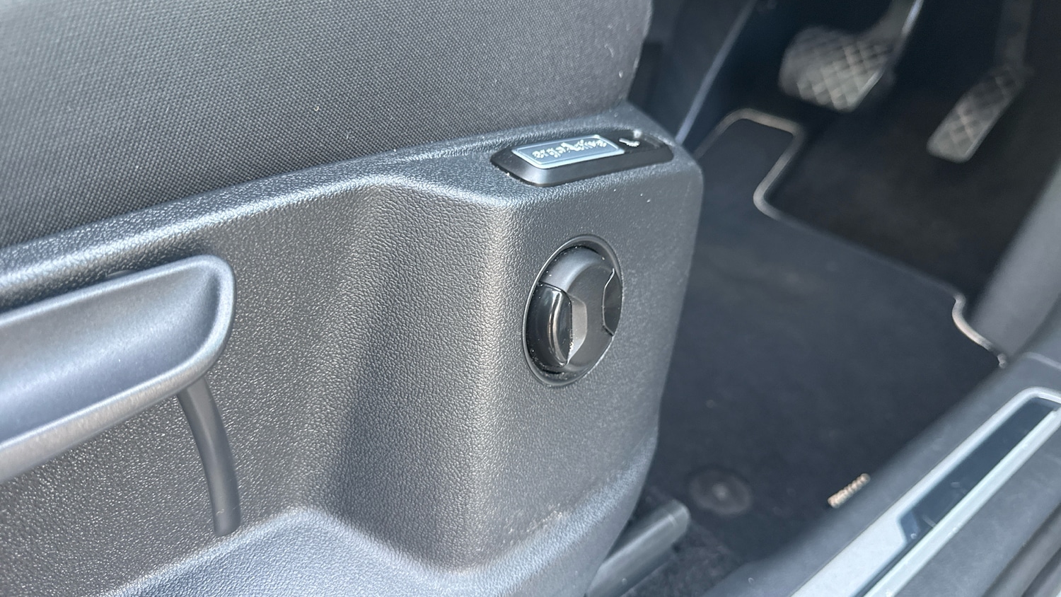 Used Volkswagen Tiguan 2020 for sale - 76106996: Photo 23