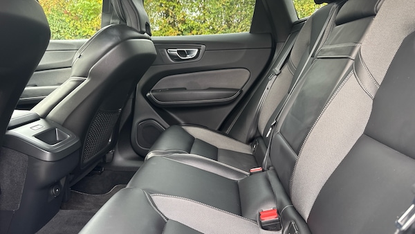 Used Volvo XC60 2021 for sale - 76186962: Photo 14