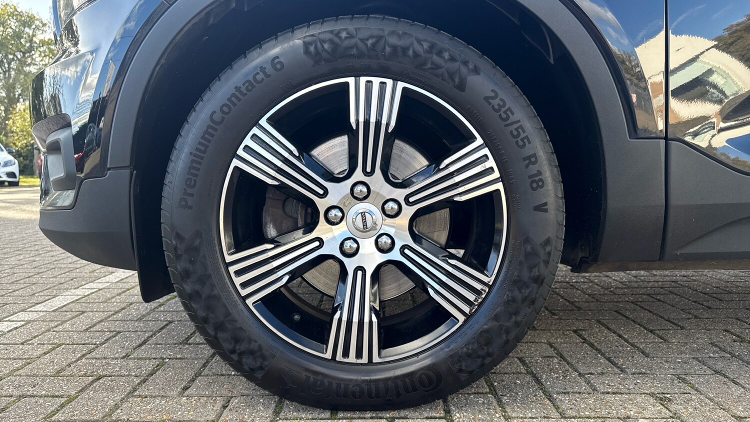 Used Volvo XC40 2019 for sale - 76324888: Photo 17