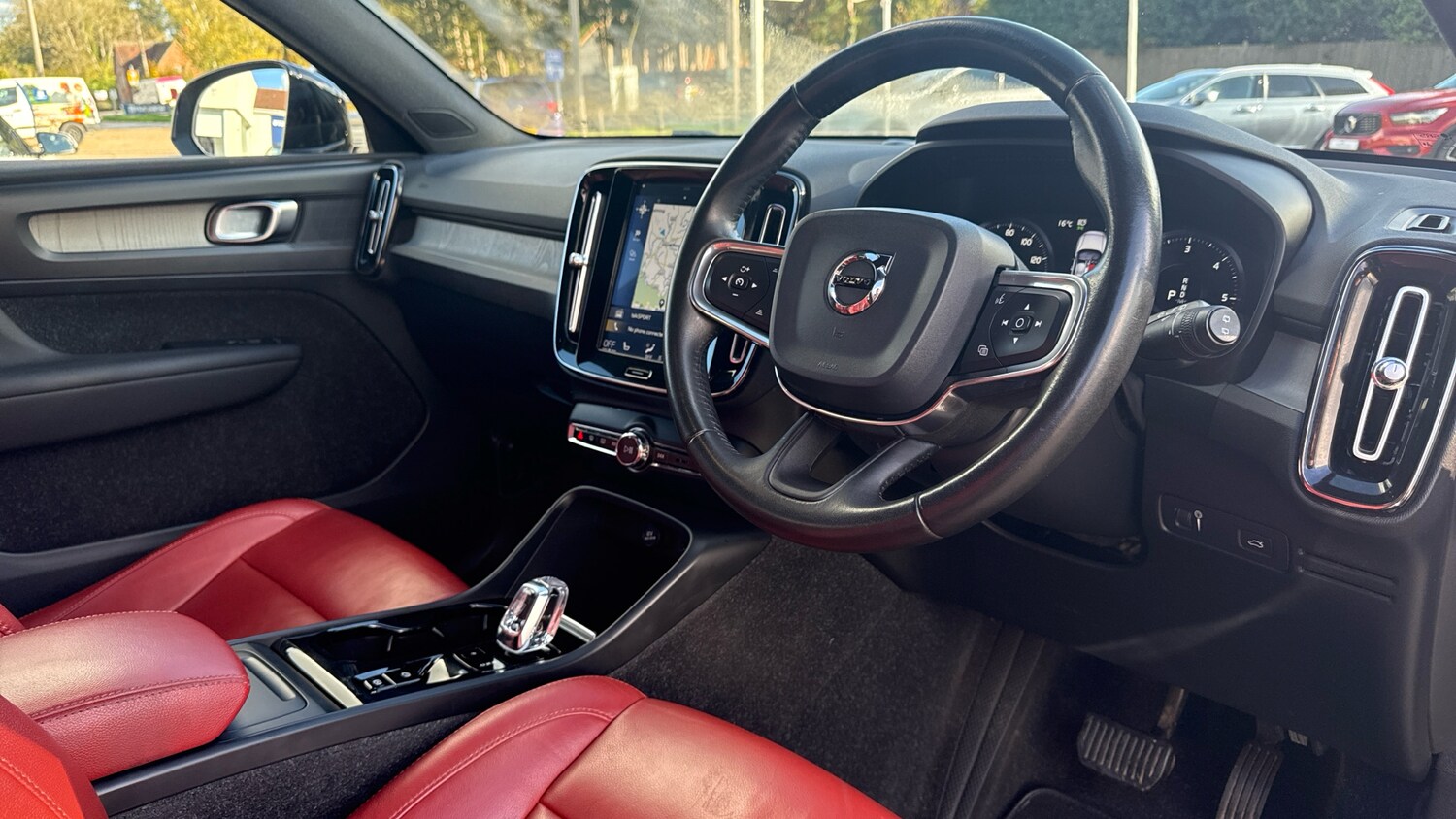 Used Volvo XC40 2019 for sale - 76324888: Photo 9