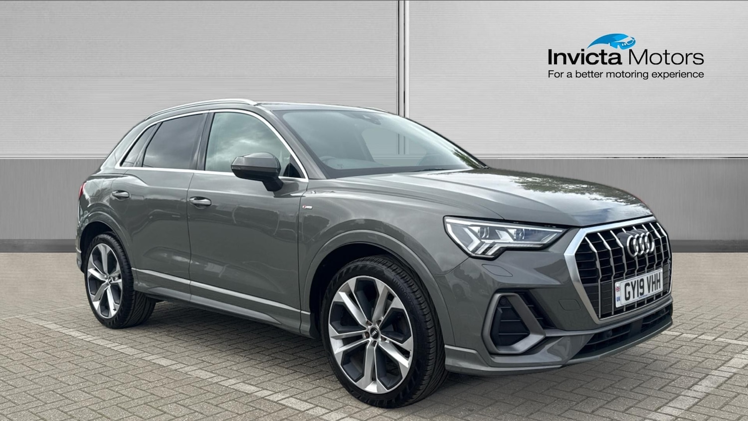 Used Audi Q3 2019 for sale - 76257897: Photo 1