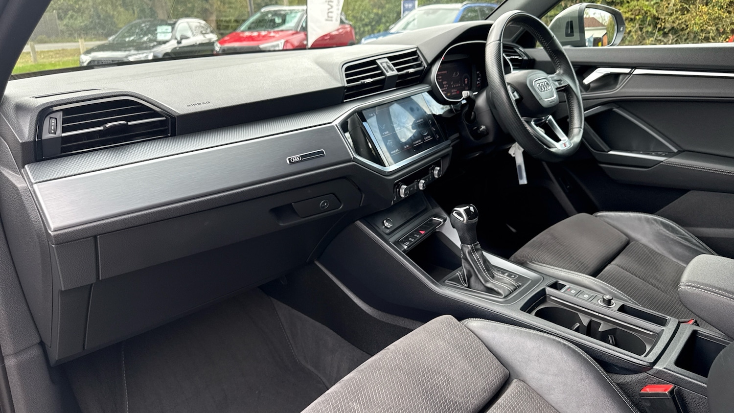 Used Audi Q3 2019 for sale - 76257897: Photo 10