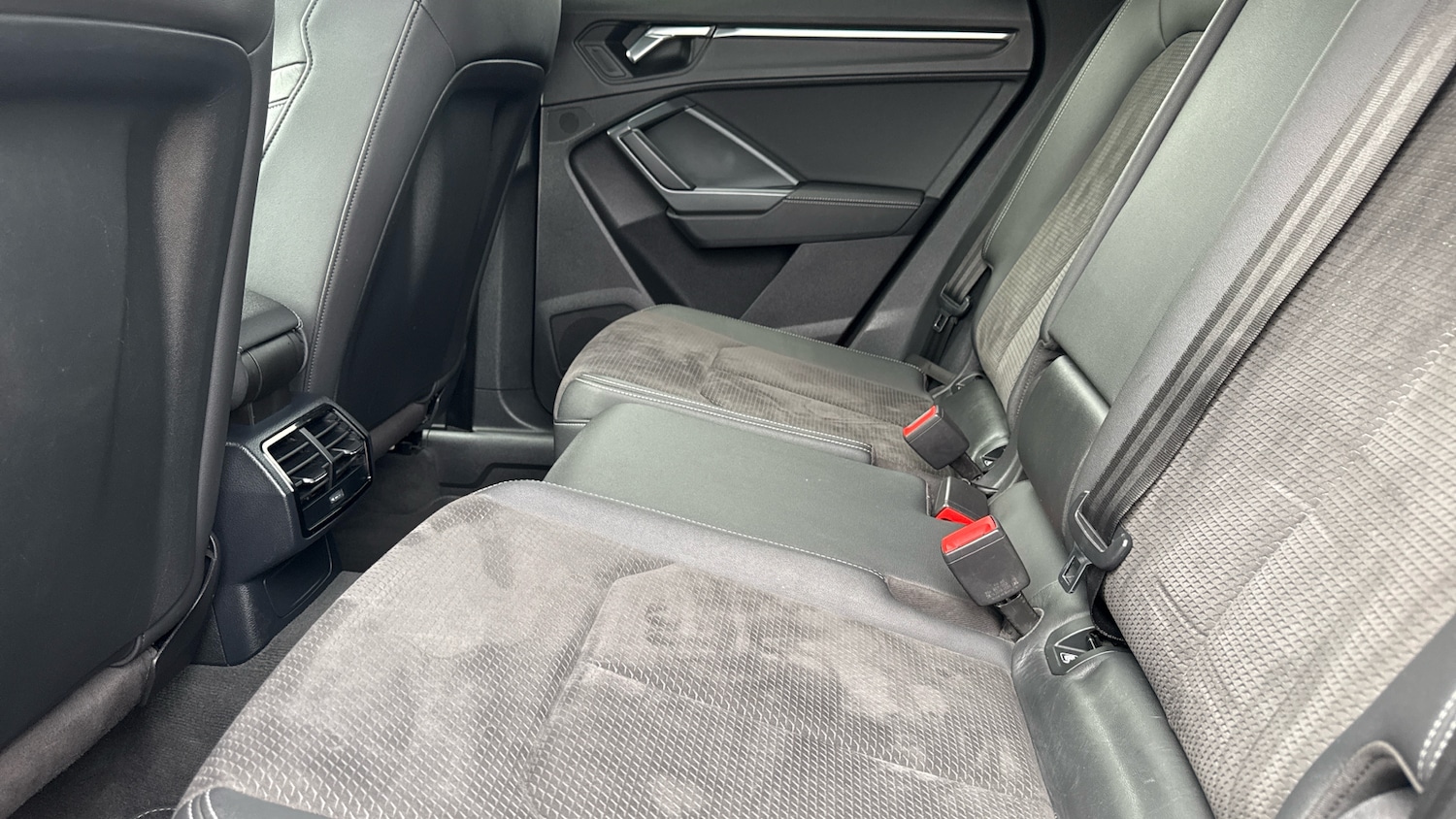 Used Audi Q3 2019 for sale - 76257897: Photo 14