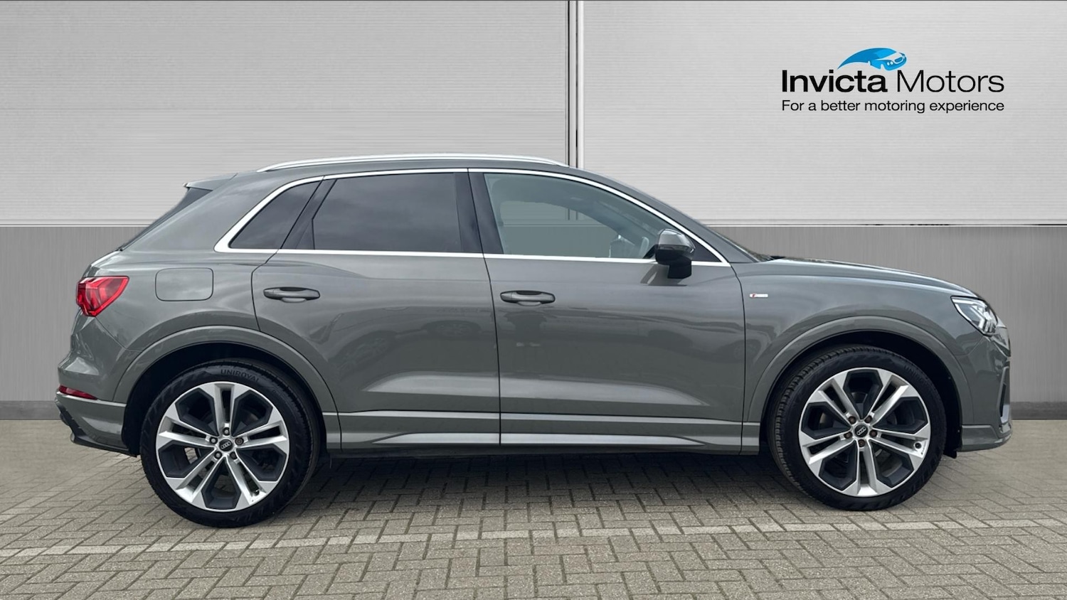 Used Audi Q3 2019 for sale - 76257897: Photo 2