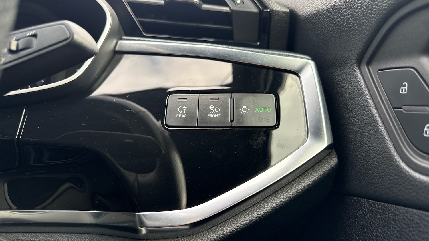Used Audi Q3 2019 for sale - 76257897: Photo 25