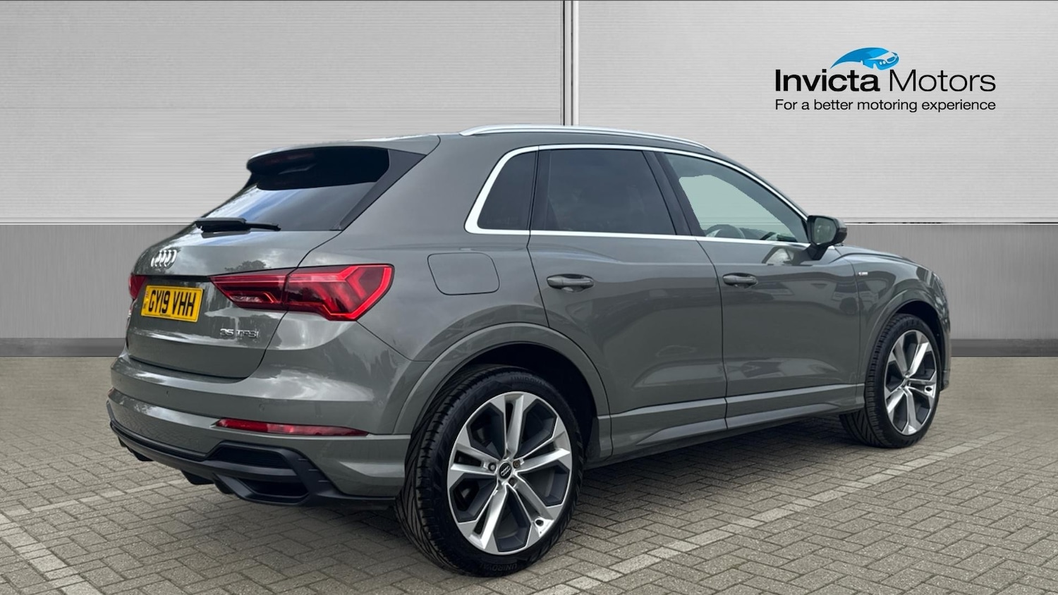 Used Audi Q3 2019 for sale - 76257897: Photo 3
