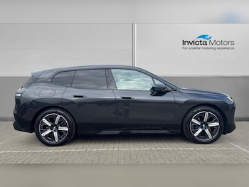 Used BMW iX 2022 for sale - 75987488: Photo