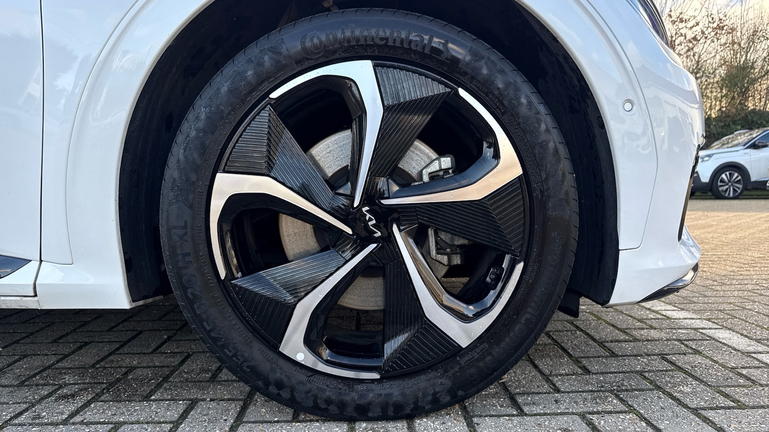 Used Kia EV6 2023 for sale - 77028193: Photo 20