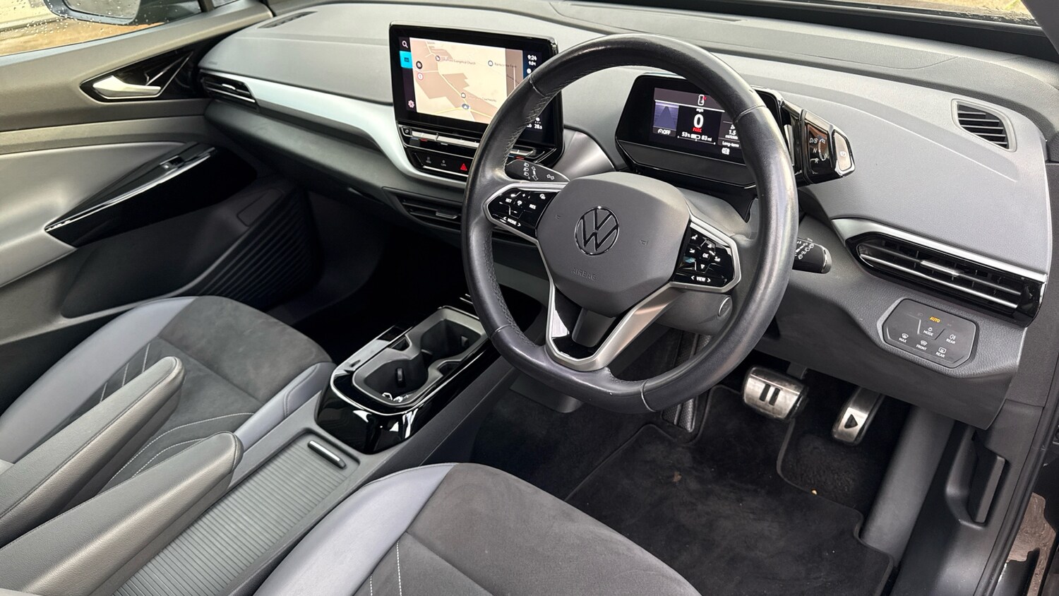 Used Volkswagen ID.4 2022 for sale - 77465889: Photo 9