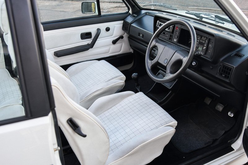 Used Volkswagen Golf 1988 for sale - 76751493: Photo 10