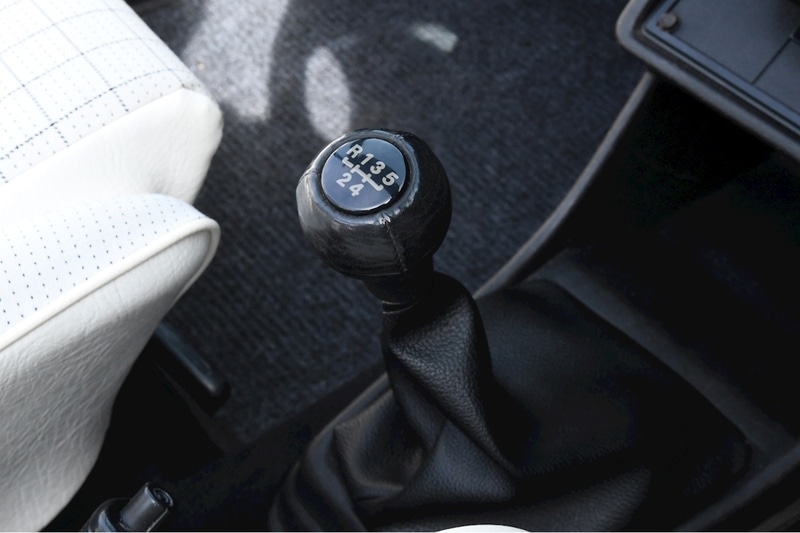 Used Volkswagen Golf 1988 for sale - 76751493: Photo 24