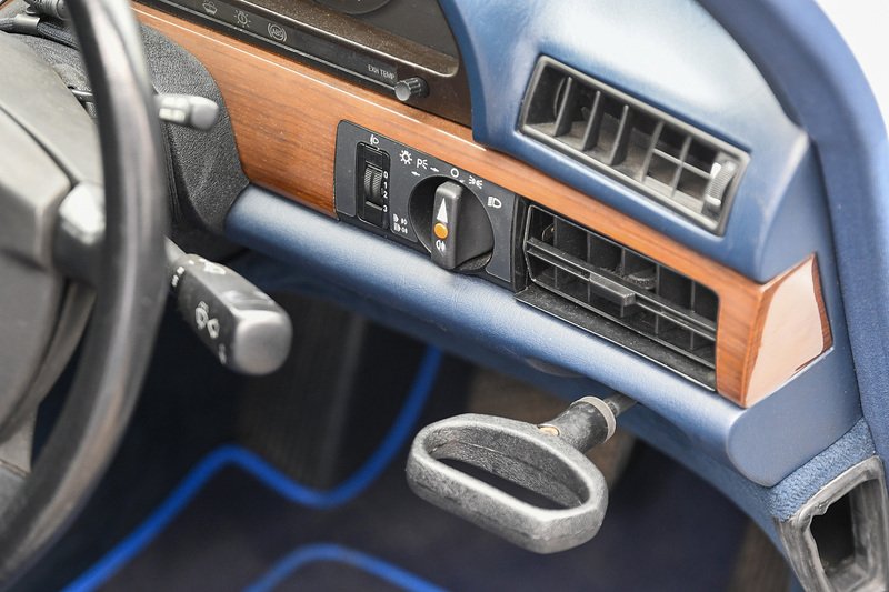 Used Mercedes-Benz 300 for sale - 75974278: Photo 12