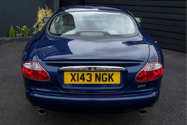 Used Jaguar XKR 2001 for sale - 75398161: Photo 5