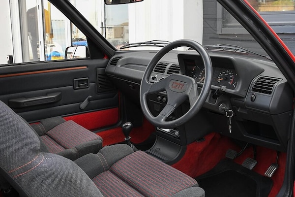 Used Peugeot 205 1988 for sale - 74580419: Photo 29