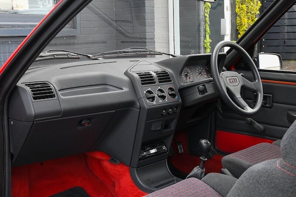 Used Peugeot 205 1988 for sale - 74580419: Photo 33