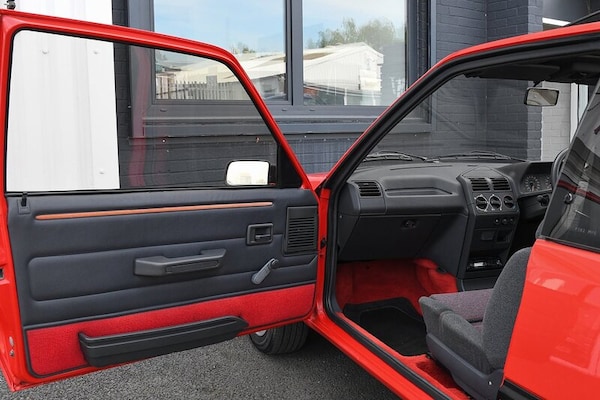 Used Peugeot 205 1988 for sale - 74580419: Photo 35