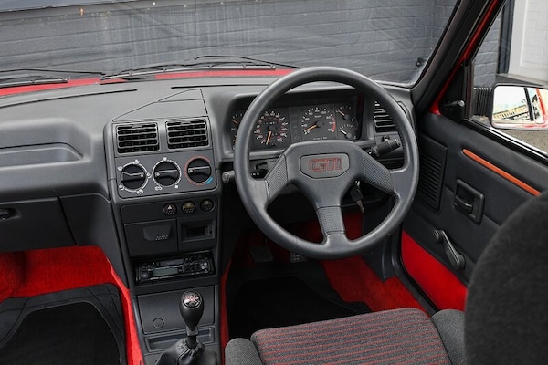 Used Peugeot 205 1988 for sale - 74580419: Photo 36