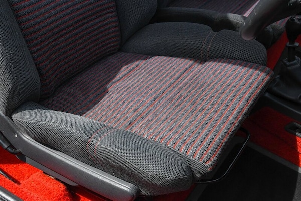 Used Peugeot 205 1988 for sale - 74580419: Photo 38