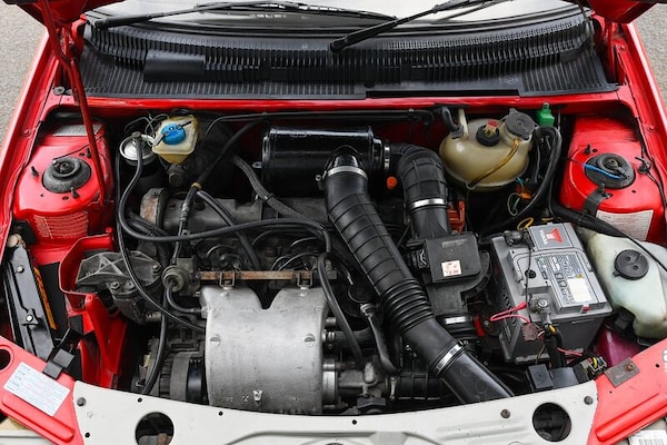 Used Peugeot 205 1988 for sale - 74580419: Photo 44