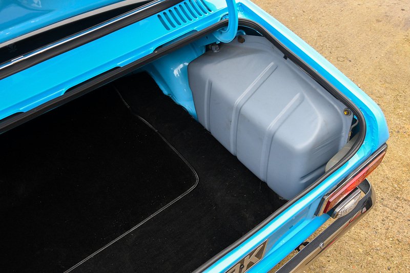 Used Ford Escort 1971 for sale - 76962841: Photo 25