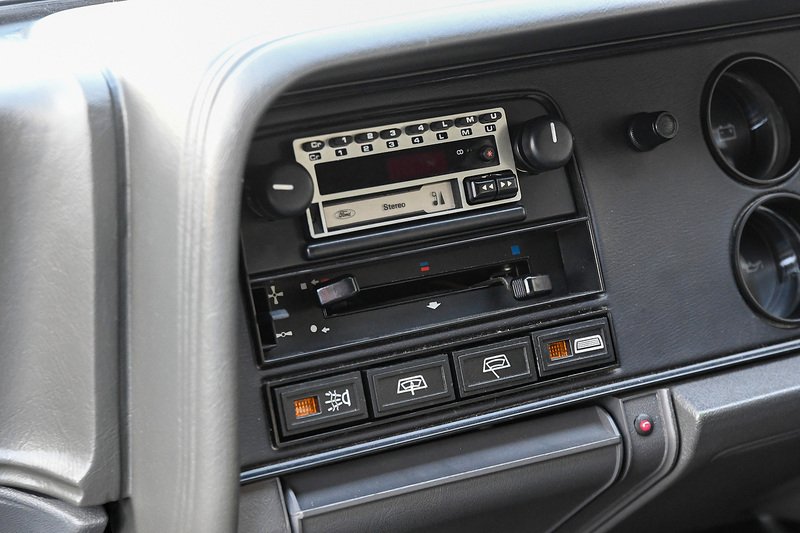 Used Ford Capri for sale - 76439460: Photo 14