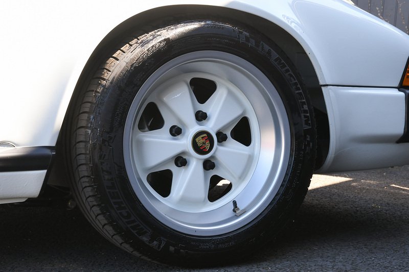 Used Porsche 911 for sale - 76768813: Photo 23