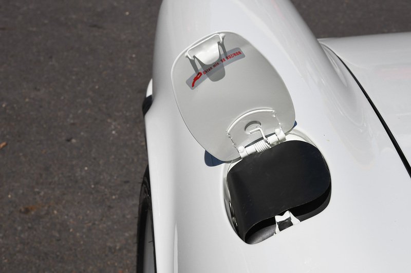 Used Porsche 911 for sale - 76768813: Photo 52